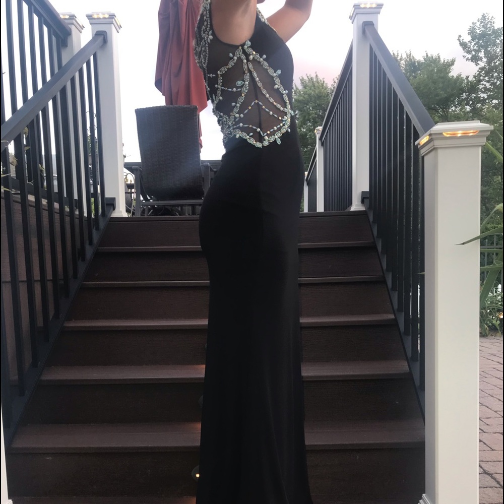 Prom dress - Picture 3 of 5
